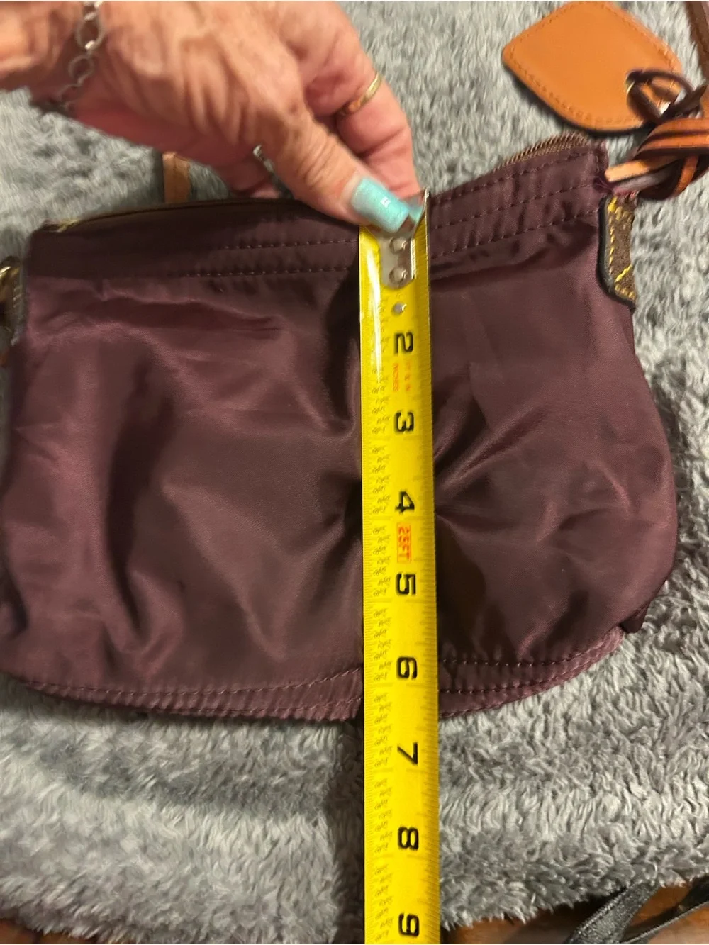 Dooney & Bourke compact dooney